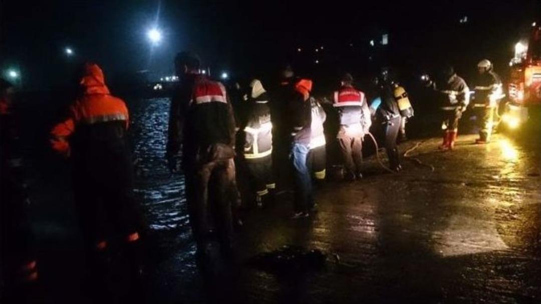 Tekirdağ&rsquo;da Ara&ccedil; Denize U&ccedil;tu: 1 &Ouml;l&uuml;, 2 Yaralı