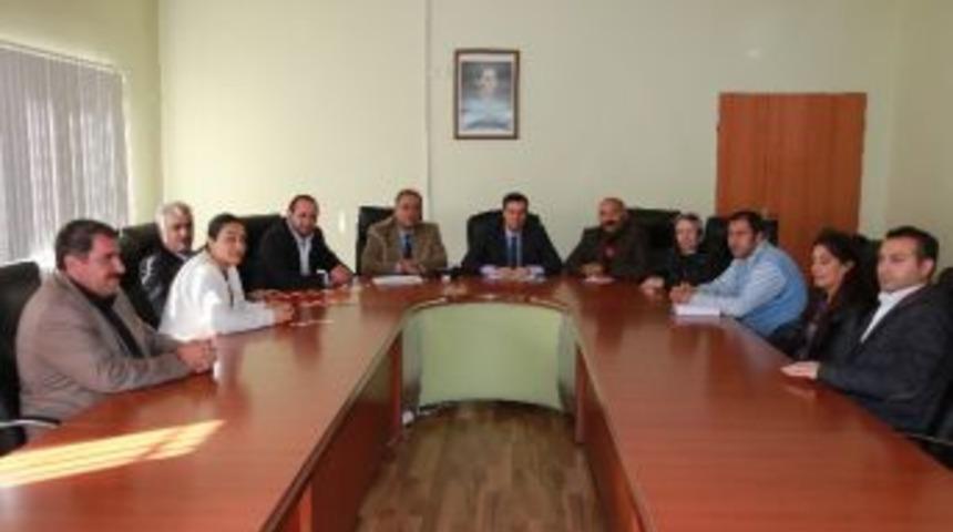 Tuşba Belediye Meclisi Savaş Mağdurları İ&ccedil;in Yardım Komisyon Kurdu