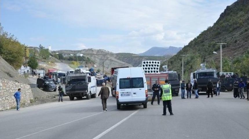 Tunceli-erzincan Karayolu İ&ccedil;işleri Bakanlığı&rsquo;nca Ulaşıma Kapatıldı