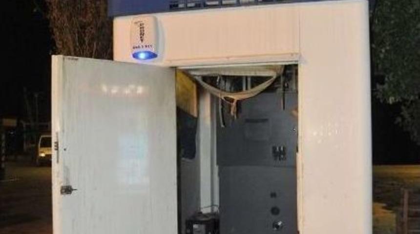 Ayvalık&rsquo;ta Atm Yangını