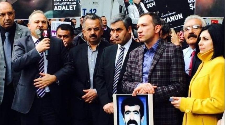 Chp Gen&ccedil;lik Kolları&rsquo;ndan Cumartesi Anneleri&rsquo;ne Destek Eylemi