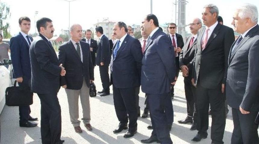 Bakan Eroğlu Ak Parti İl Danışma Kurulu Toplantısı&rsquo;na Katıldı