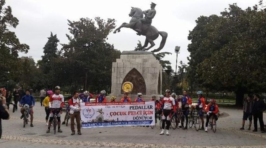 Bisiklet&ccedil;iler Samsun&rsquo;a Vardı