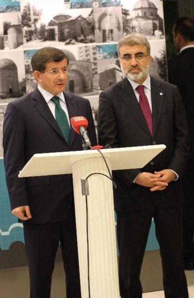 Başbakan Ahmet Davutoğlu: