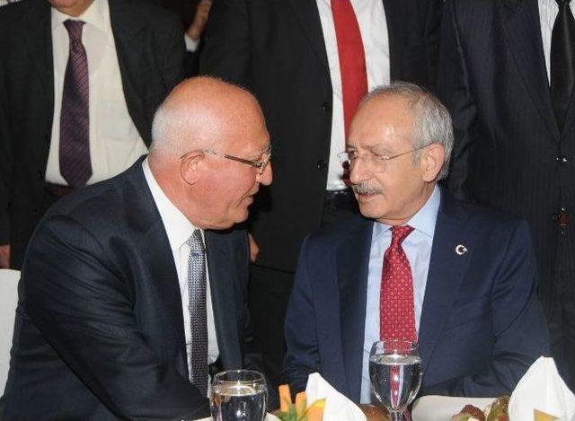 Kılıçdaroğlu Nikah Şahitliği Yaptı