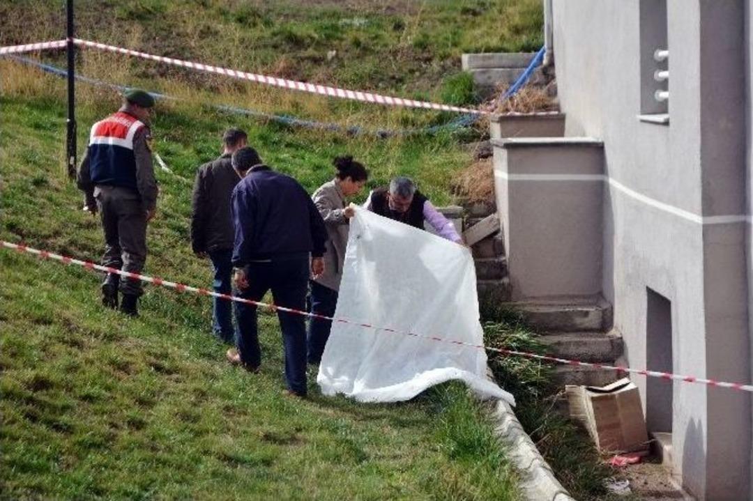 Başkent&rsquo;te &Uuml;riversite &Ouml;ğrencisinin Sır &Ouml;l&uuml;m&uuml;