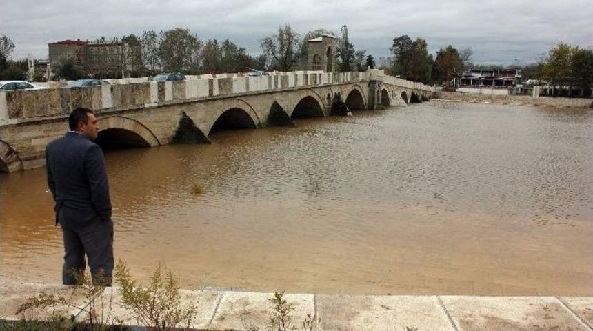 Meri&ccedil; Ve Tunca Nehirleri&rsquo;nin Su Debileri Y&uuml;kseldi