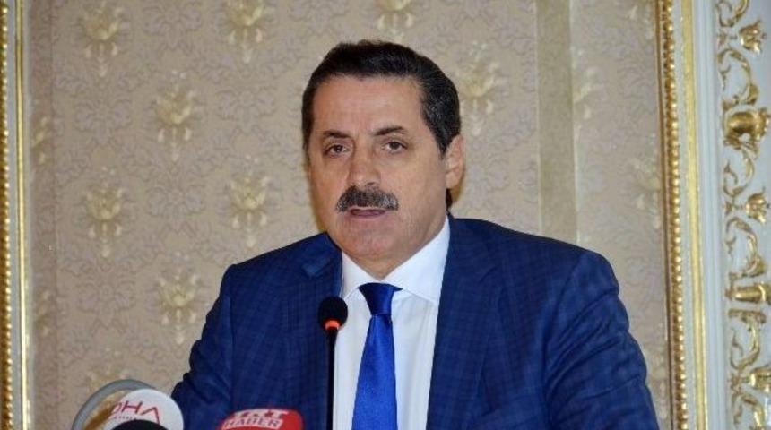 &Ccedil;alışma Ve Sosyal G&uuml;venlik Bakanı Faruk &Ccedil;elik: