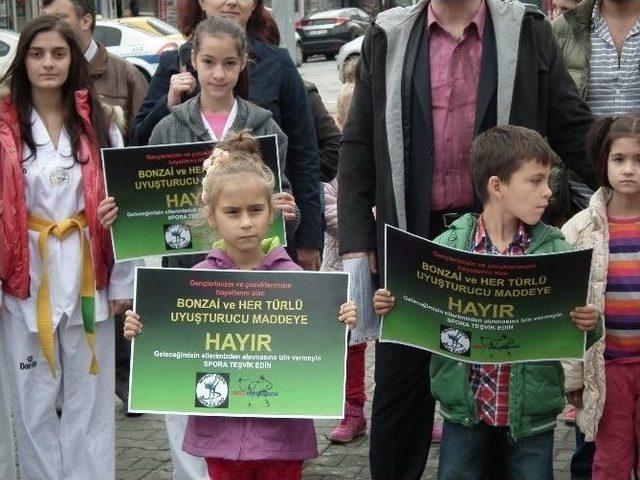 Tekirdağlı Tekvandocular ‘bonzai’ye Hayır’ Dedi