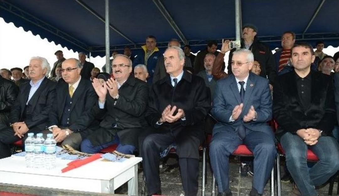 Rahvan Atları &lsquo;cumhuriyet Bayramı&rsquo; İ&ccedil;in Koştu