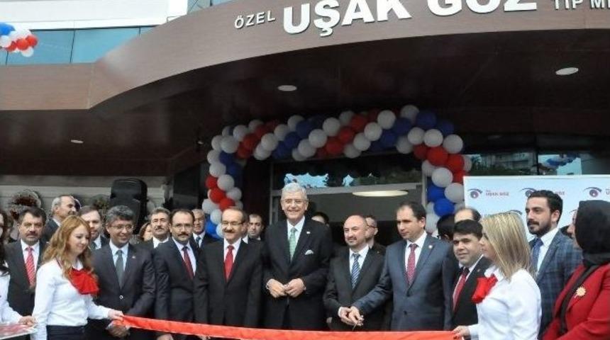 Bakan Bozkır, Uşak&rsquo;ta G&ouml;z Tıp Merkezi A&ccedil;tı