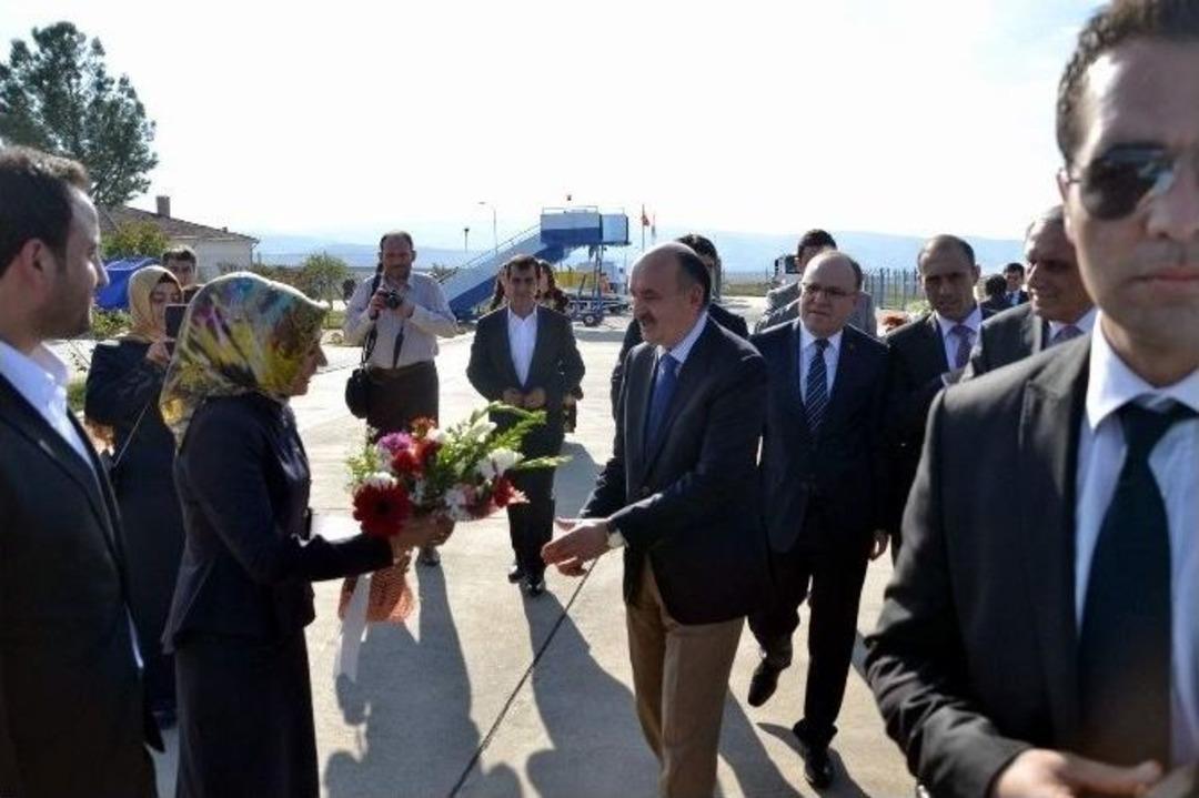 Sağlık Bakanı M&uuml;ezzinoğlu: &ldquo;birini Arkasından Vurmak İnsanlıkla Bağdaşmaz&rdquo;