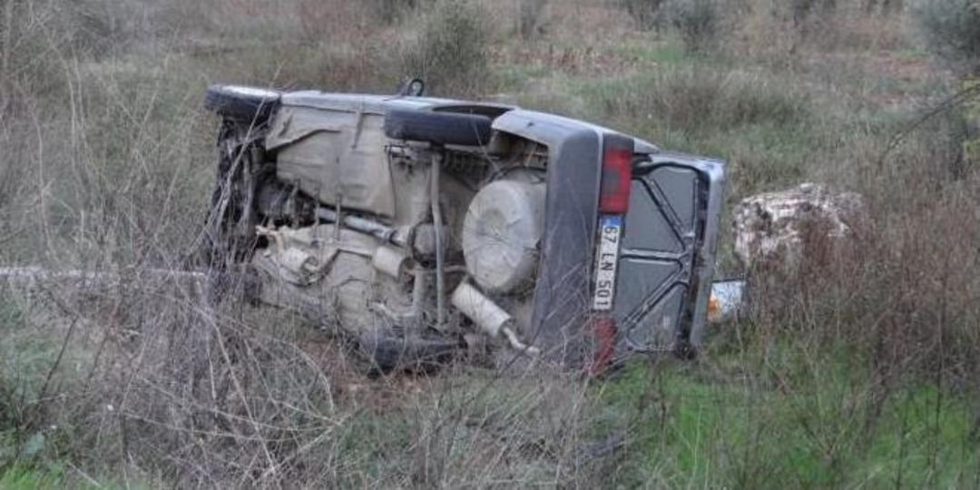 Virajı Alamayan Otomobil Tarlaya U&ccedil;tu: 5 Yaralı