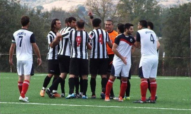 Aydınspor, Karpuzlu’da Yıkıldı