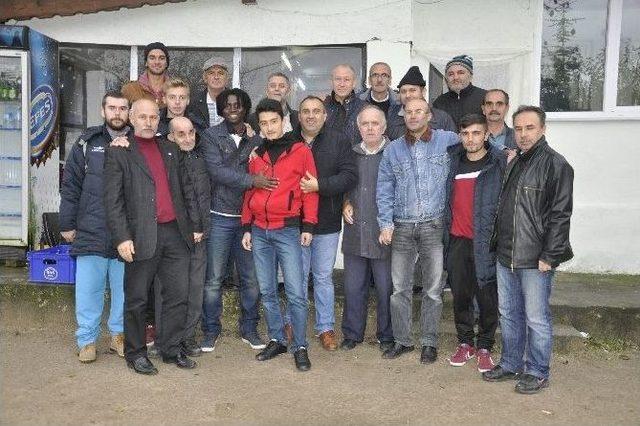 Muratlı Belediyespor Sezonu Açtı