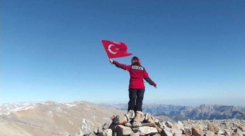 Doğa G&ouml;n&uuml;ll&uuml;leri Zirvede Buluştu