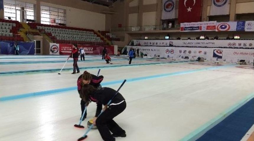 Erzurum&rsquo;da Curling Heyecanı