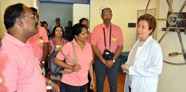 Hintli Doktorlar Balcalı Hastanesi’ni Ziyaret Etti
