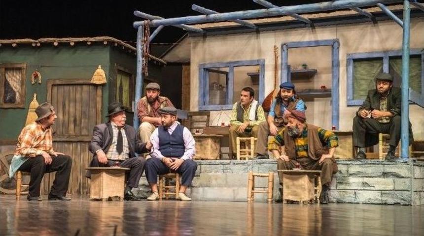 Başkent Tiyatroları Perdelerini A&ccedil;tı