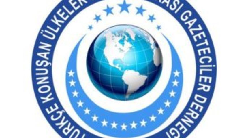 Tohti&rsquo;ye T&uuml;rk D&uuml;nyası Gazetecilik &Ouml;d&uuml;l&uuml;