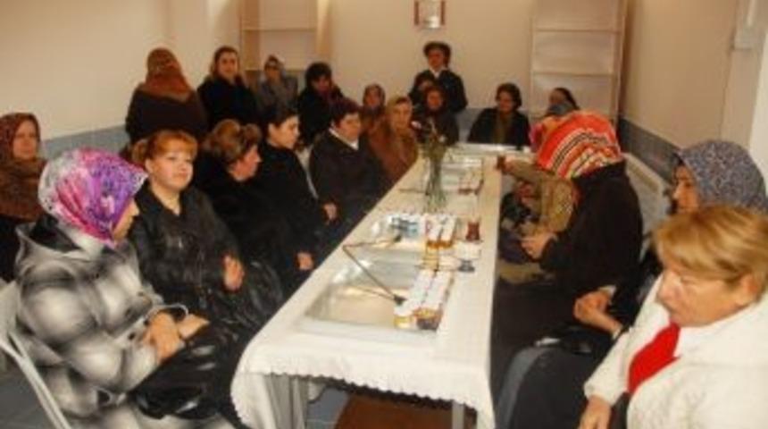 Karaman&rsquo;da Hanımlar Lokalinde Hat Kursu A&ccedil;ılıyor