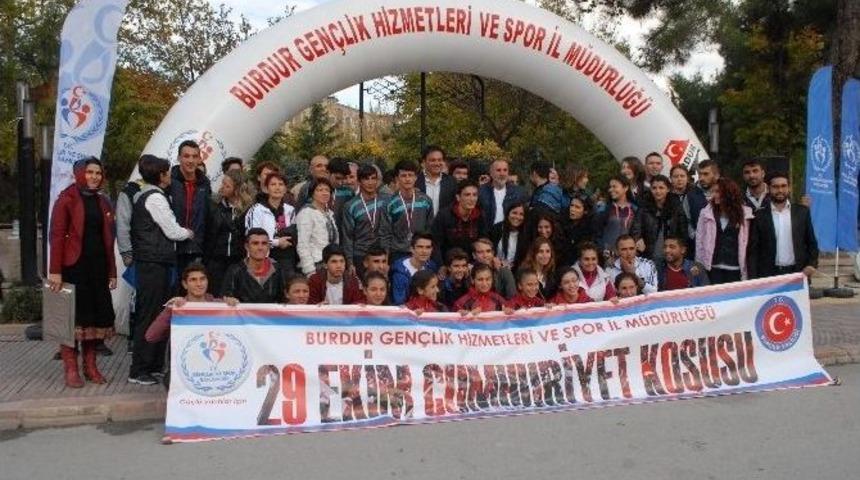 Burdur&rsquo;da Cumhuriyet Koşusu