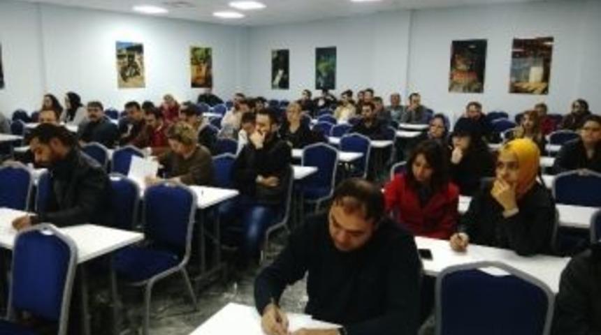 Berberlerin Zorunlu Hijyen Eğitimi S&uuml;r&uuml;yor