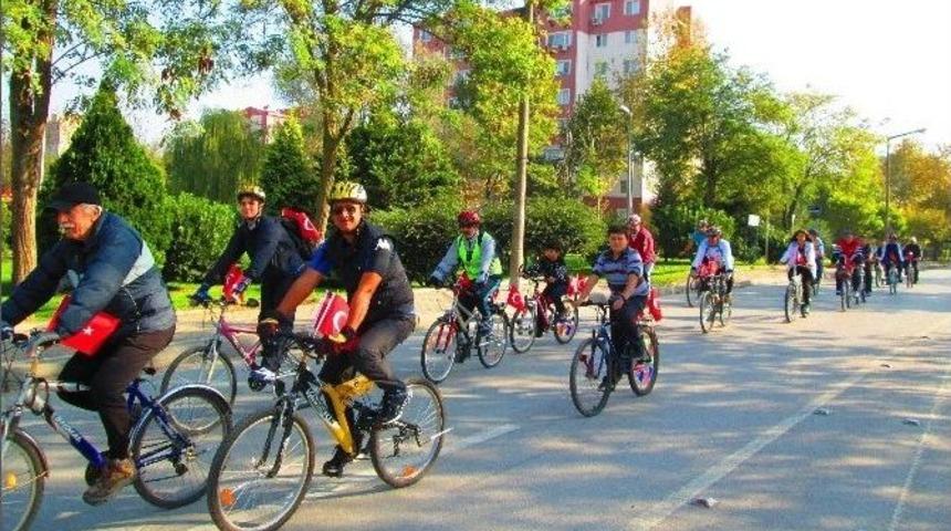 Pedallar, Cumhuriyet İ&ccedil;in &Ccedil;evrildi