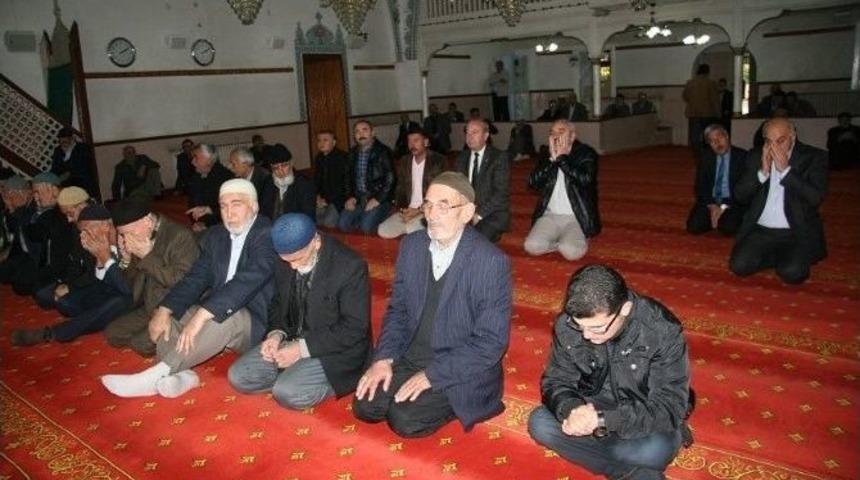 Sungurlu&rsquo;da Şehitler İ&ccedil;in Mevlit Okutuldu