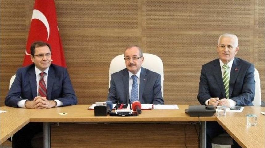 İş Adamından Eşine 30&rsquo;uncu Evlilik Yıld&ouml;n&uuml;m&uuml; Jesti