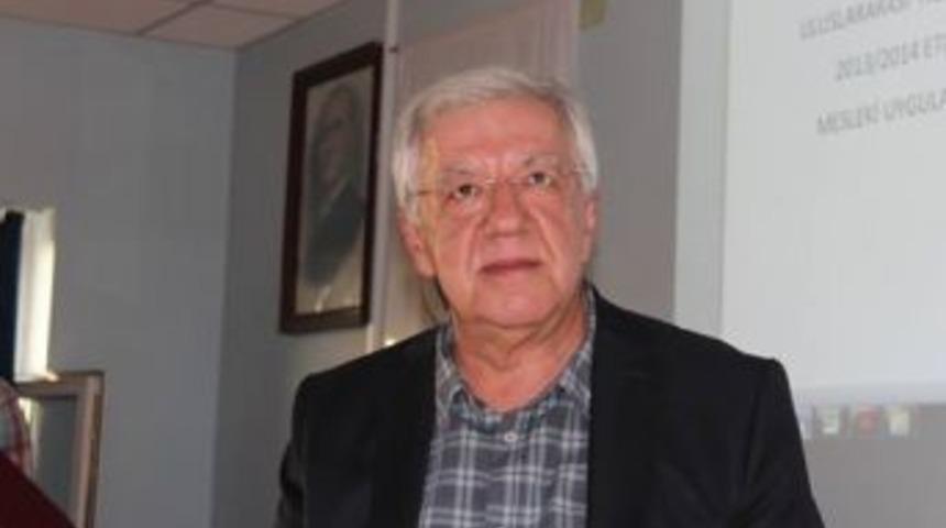 Burhanettin Ren&ccedil;beroğlu&rsquo;nun İsmi Akyazı Myo K&uuml;t&uuml;phanesi&rsquo;nde Yaşayacak