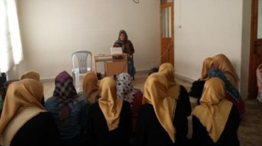 Kur&rsquo;an Kursu &Ouml;ğrencilerine Aile Eğitim Programı