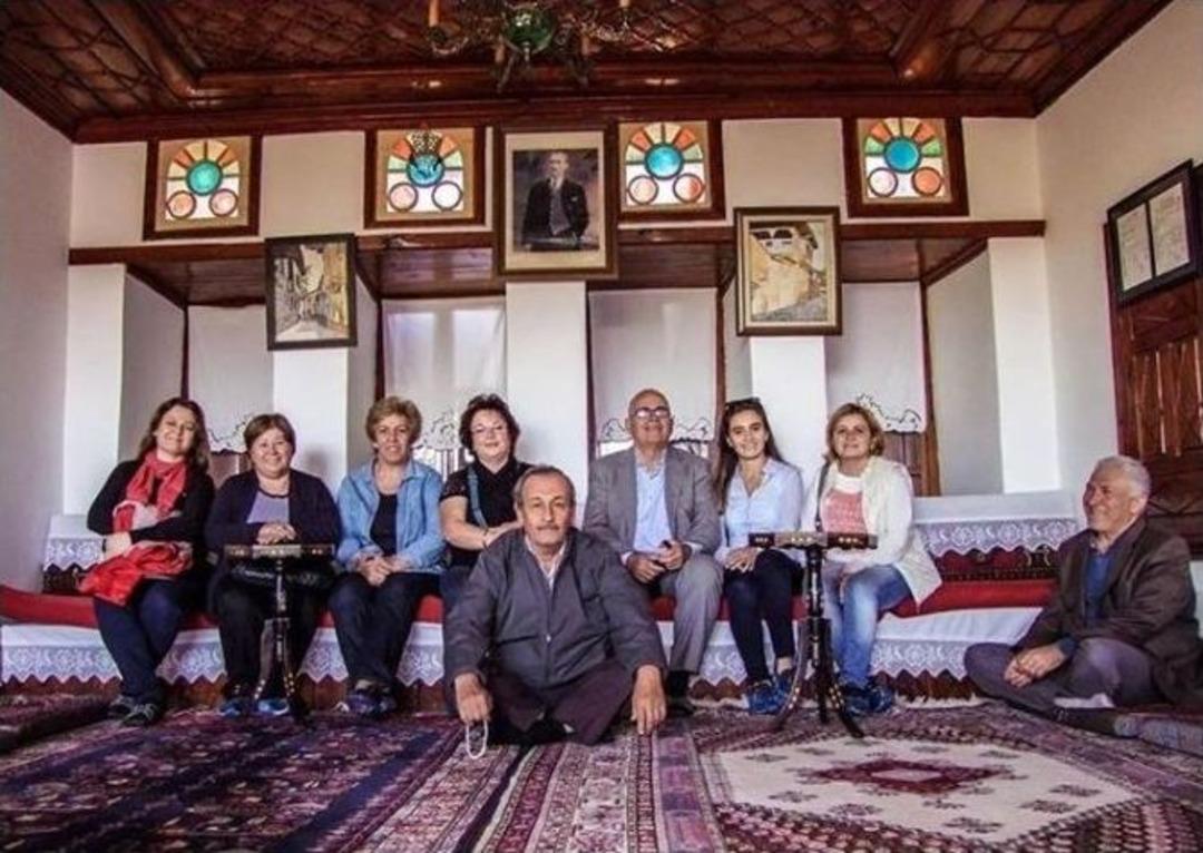 Gema Grubu Kula Evleri Ve Peribacalarına Hayran Kaldı