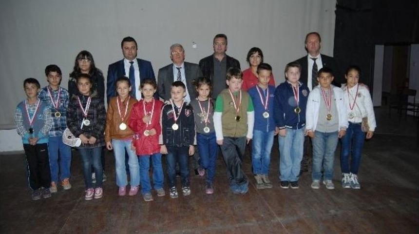 Malkara&rsquo;da Cumhuriyet Bayramı Satran&ccedil; Turnuvası Tamamlandı