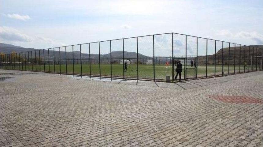 Hozat&rsquo;ta Spor Tesisleri A&ccedil;ıldı