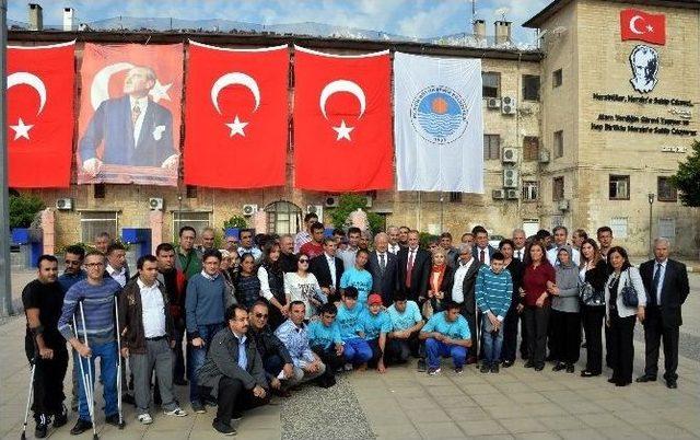 Mersin Büyükşehir’den Engellilere Çanakkale Gezisi