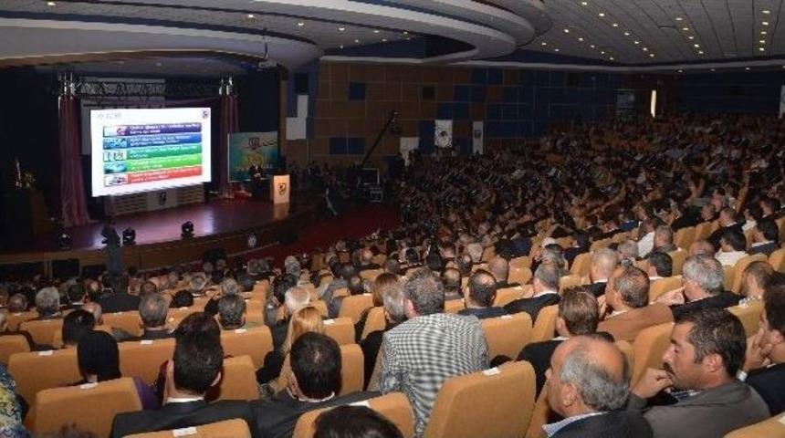 Ayto Salonlara Sığmadı