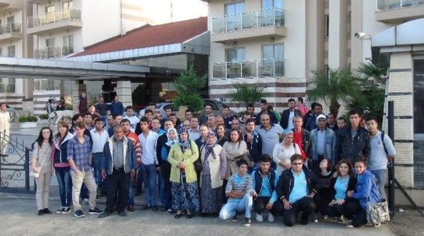 İşten &Ccedil;ıkarılan Otel &Ccedil;alışanlarından Eylem
