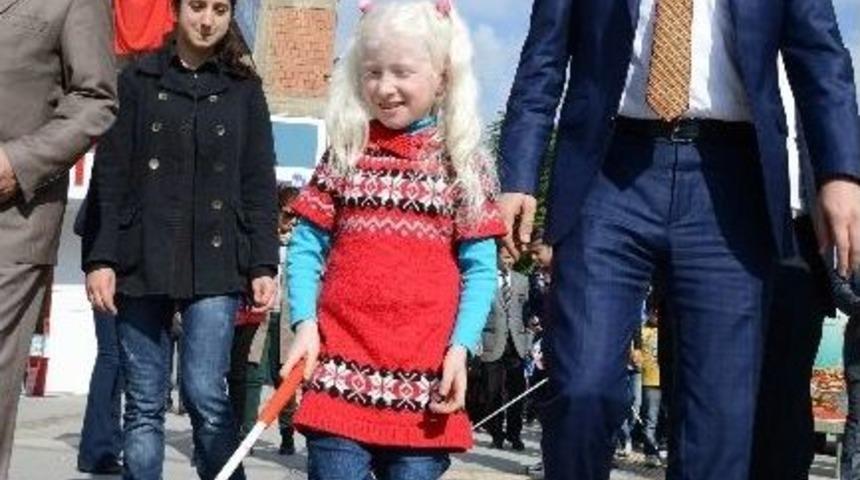Tokat&rsquo;ta Engeller Kalkıyor