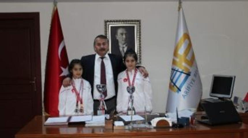 Arifiyeli Jimnastik&ccedil;iler B&uuml;y&uuml;k Bir Başarıya İmza Attı