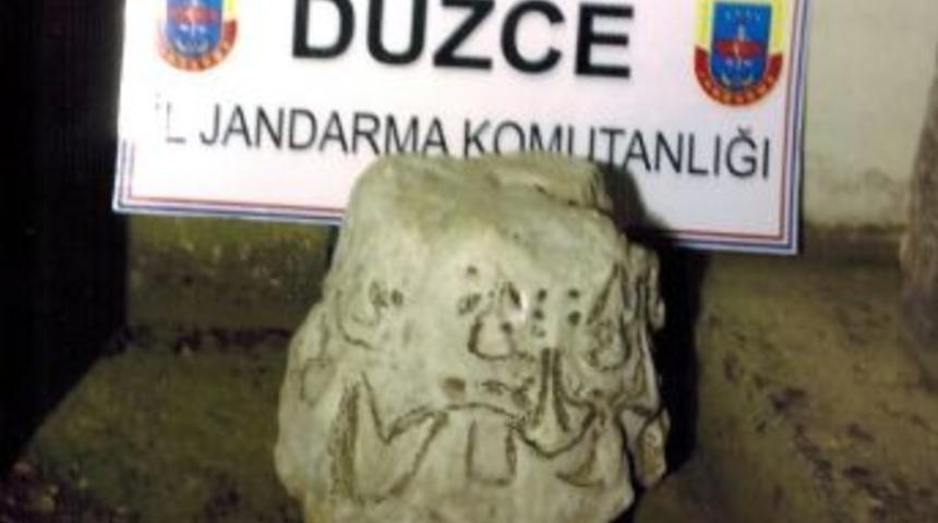 Tarihi Eser Ele Ge&ccedil;irildi