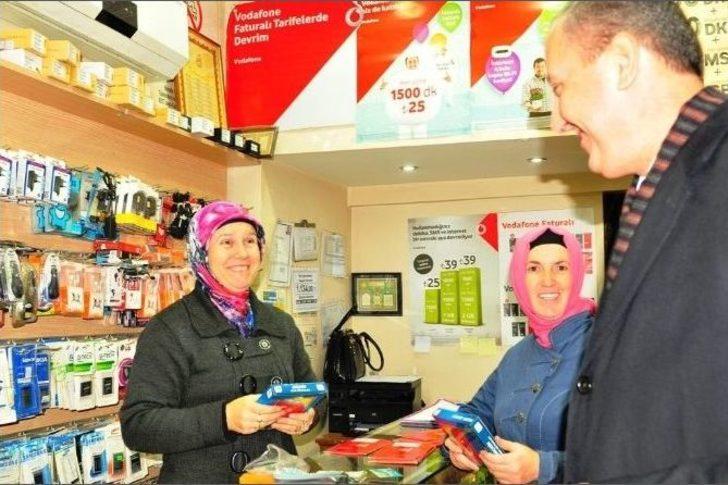 Biga Belediyesi Türk Bayrağı Dağıttı G2