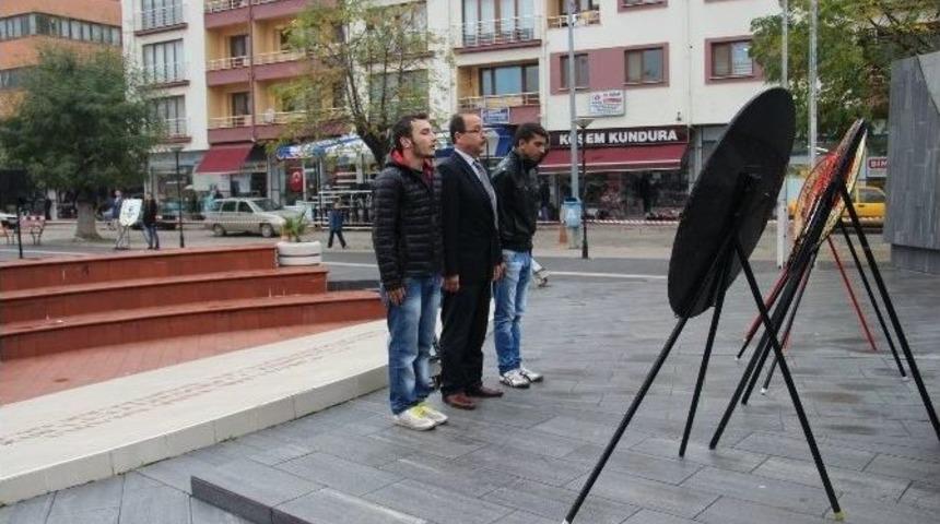 Çan’da Chp Ve Add’den Alternatif Çelenk Töreni