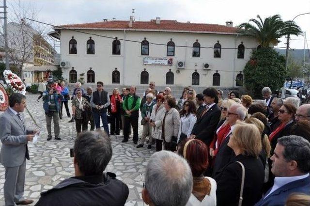 Chp Foça’da Cumhuriyeti Alternatif Törenle Kutladı