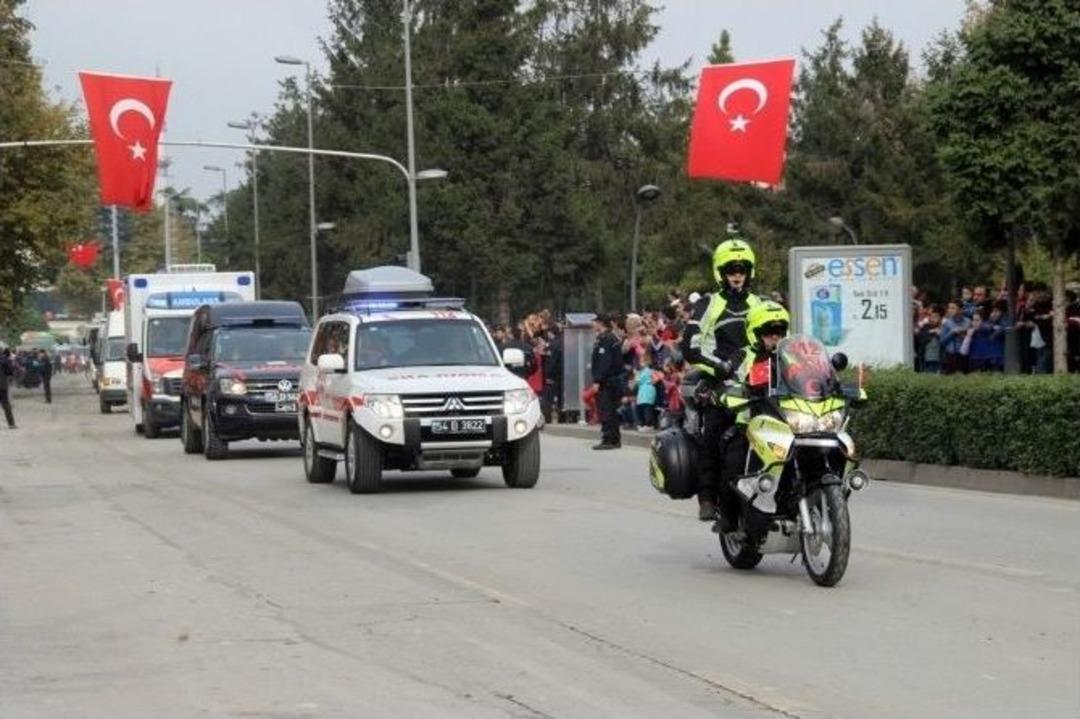 Cumhuriyetin 91. Yıl D&ouml;n&uuml;m&uuml; Sakarya&rsquo;da Coşkuyla Kutlandı