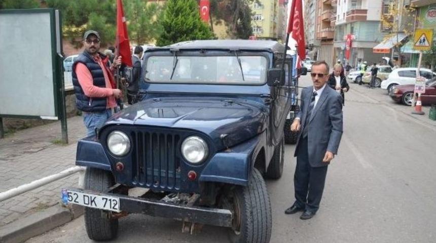 Cipciler Cumhuriyet Bayramını Kutladılar