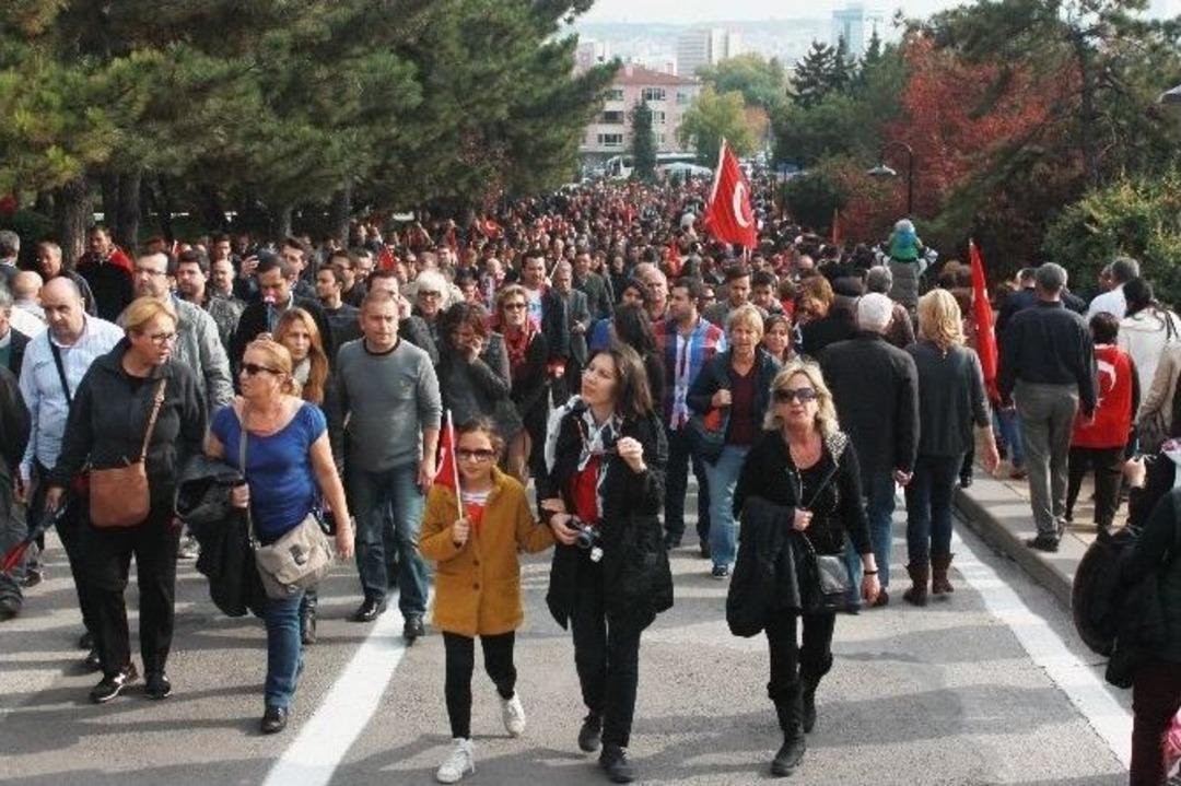 Anıtkabir Ziyaret&ccedil;i Akınına Uğradı
