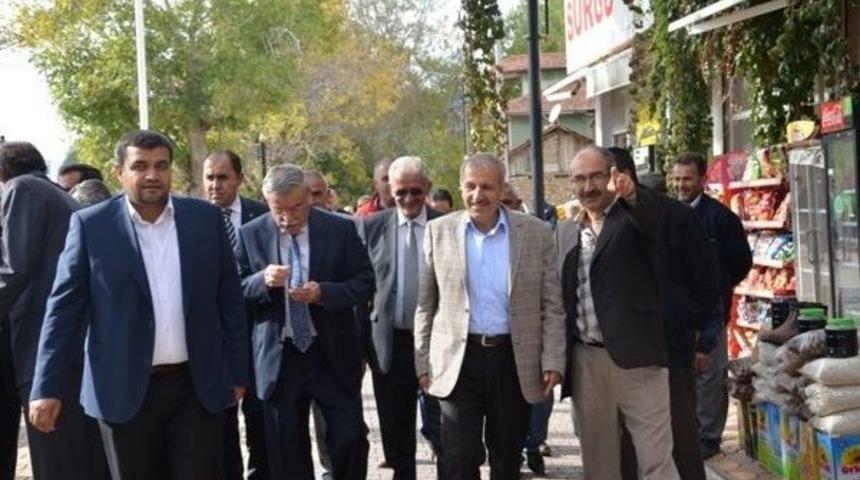 Ak Partili Şahin, Doğanşehir&rsquo;i Ziyaret Etti