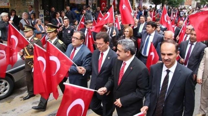 Nazilli&rsquo;de Cumhuriyet Y&uuml;r&uuml;y&uuml;ş&uuml;