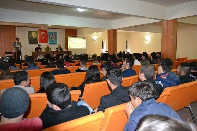 Kulu’da “atatürk Ve Cumhuriyet Kazanımları” Konferansı